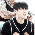 [방탄소년단] 동그라미 그리려다 무심코 그린 <b>정국</b> <b>집</b>에 옴