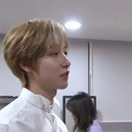 세상을 비추는 자 <b>런쥔</b>