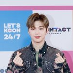 케<b>이콘</b>서 비주얼 오졌던 남돌