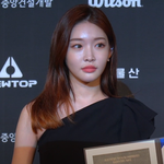 [댓글부탁해] <b>청하</b> 피부 봐라 반함