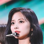 제 3세계에서 왔다고 해도 <b>의심</b> 못할 아이돌