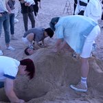 <b>흙</b>에 묻힌 이동혁 조카웃겨