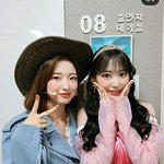 <b>사쿠라</b> 눈 왜저렇게 큼...?