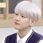 <b>현관</b> 앞에 똥싸써