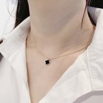 [댓글부탁해] 반클리프 목걸이 짭 <b>차고</b> 다니는 애 보면 어떰?