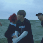 [방탄소년단] <b>비가</b> 오는 날엔 이것만 보면 우는 병이 있습니다