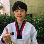 근데 둘이 조카 닮지 않았냐