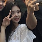 제니 눈 가로 길이 몇<b>일까</b>??