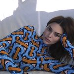 버버리 <b>켄달</b>제너 화보!