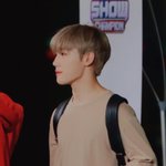 [골든차일드] <b>플립</b>에다가도 분명 전광판어플 먼저 깔았을꺼야..