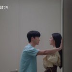 [모두드루와] <b>서예지</b>는 대체 얼굴이 얼마나 작은 거냐