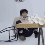 얘들아 이사람 누구냐