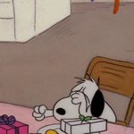 편모는 손 들라던 선생님의 말에 <b>실눈</b> 뜨고 부끄러워 손도 못 든...