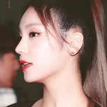<b>예지</b> 코 진짜 이쁨