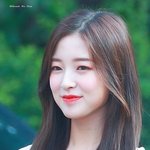 <b>나</b>는 학교에서 존<b>예</b>나 이쁜애로 유명
