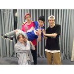 [NCT] <b>사진</b> <b>속</b> 김도영 서쟈니 왜 이렇게 웃기지