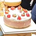 시부모님 생일파티 케이크를 샀는데... (feat. 누드 생크림케이크)