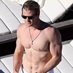 너네 짤남이 섹수하자고하면 <b>힐거</b>지..?