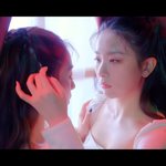 근데 레드벨벳 왜 뮤비를 레즈처럼 찍음?