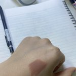 [댓글부탁해] 이거랑 색 비슷한 립제품 추천 좀 제발 ㅜㅜ