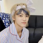 <b>재민</b>아 나 기다리는 중이야