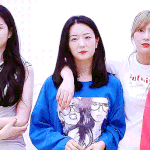 언니들 앞에서 동생 티 팍팍나는 손나은