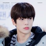 우롭빠는 예전 사진으로 <b>영업</b> ㅆㄱㄴ