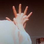 <b>단풍손</b>? 그게머임 솥뚜껑보고가라