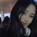 근데 위클리 <b>지한</b> 조카 예쁜데 04래