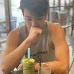 셔누 남친짤 되게 리얼하다