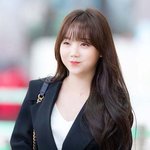 <b>은은</b>하게 퍼지는 미소 보유자!
