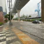 부산 시간당 50㎜ 물 폭탄…<b>침수</b>피해·도로 통제 속출
