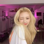 [댓글부탁해] 나 금발 해<b>보고</b> 싶은데 이거 있잖슴