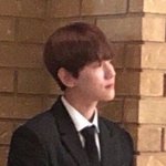 진짜 <b>변백현</b>은 나랑 결혼하던지