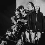 [방탄소년단] 하트<b>박스</b> 줍다가
