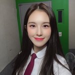 [댓글부탁해] 와 내 친구랑 개똑인 아이돌 찾음..
