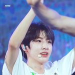 이동혁 애인 사진 <b>뿌림</b> 빛펑