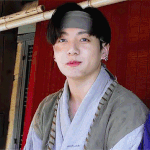 전정국 <b>사탕</b> 뱉으세요 ㅡㅡ