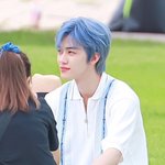 그래 아무리봐도 이 사진 <b>에뛰드</b>는 아님