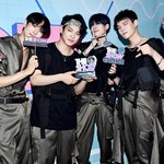 [빅톤] 메이데이는 돌판 <b>사상</b> 최초의 컨셉 아닐까