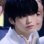 얘 둡<b>아투</b> 수빈임?