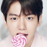 <b>변백현</b>보고싶다