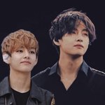 [모두드루와] <b>뷔</b> 데뷔초랑은 되게 많이 달라진듯