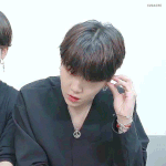 [방탄소년단] 슈가가 원래 <b>악세사리</b> 일케 많이했나