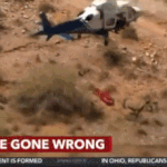 <b>들것</b>에 여성 구조된. 그러나 여성 매우 피해를 주장하고 고소 을...