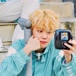 박지민은 드나 뽀<b>글</b> <b>머리</b>가 짱임