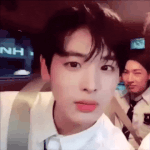 <b>머리</b> 자를까 말까