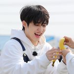 [드루와] 에어팟 프로 쓰는 애들아 질문좀..