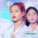 에이프릴 <b>예나</b> 언급 없는거 너무 아쉬움