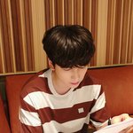 계절에 맞춰 자작곡 앨범 냈던 아이돌